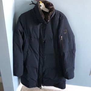 Navy puffer jacket